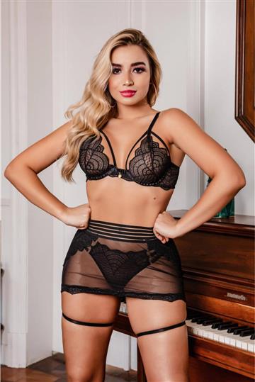 CONJUNTO COM SAIA ABERTA ATRÁS E PERSEX COM LIGAS - SUTIÃ COM ARO